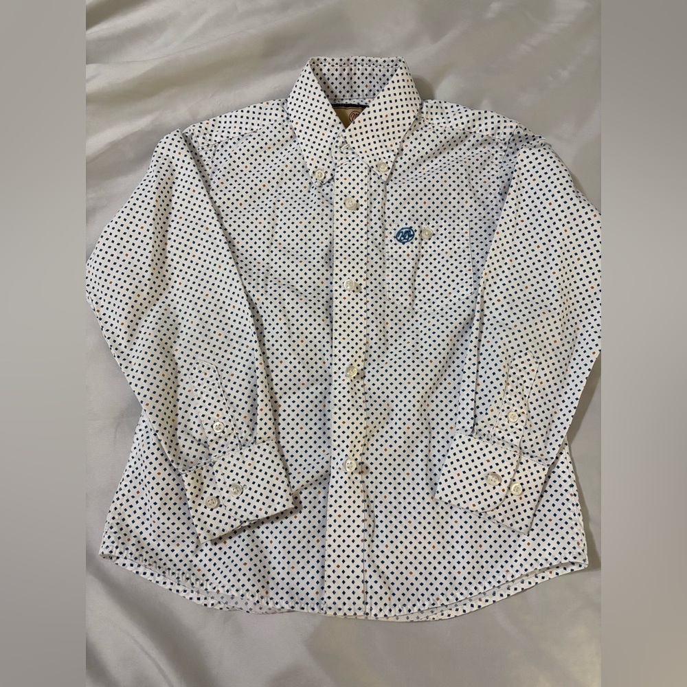 Boy’s Wrangler long sleeve button down VGUC. Small